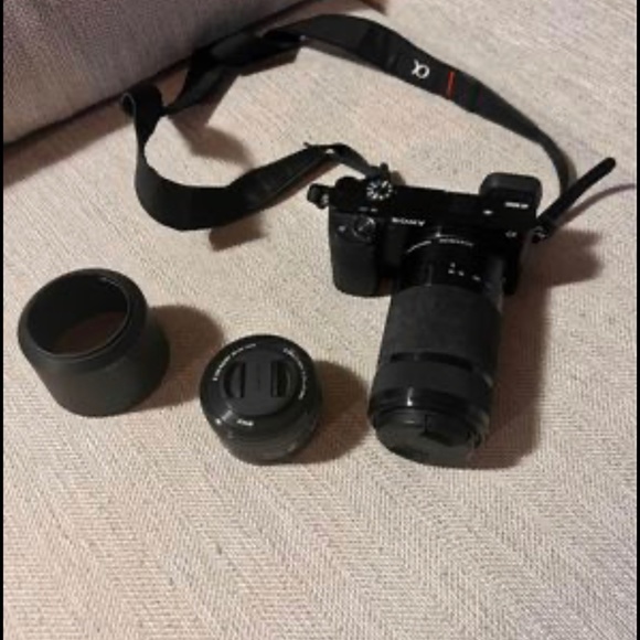 Sony Alfa A6000 - Picture 1 of 15